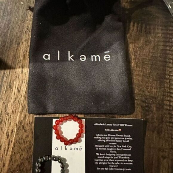 NWT ALKEME Stackable Bead Rings Red Black - Leukemia & Lymphoma Society Dust Bag - Picture 1 of 5